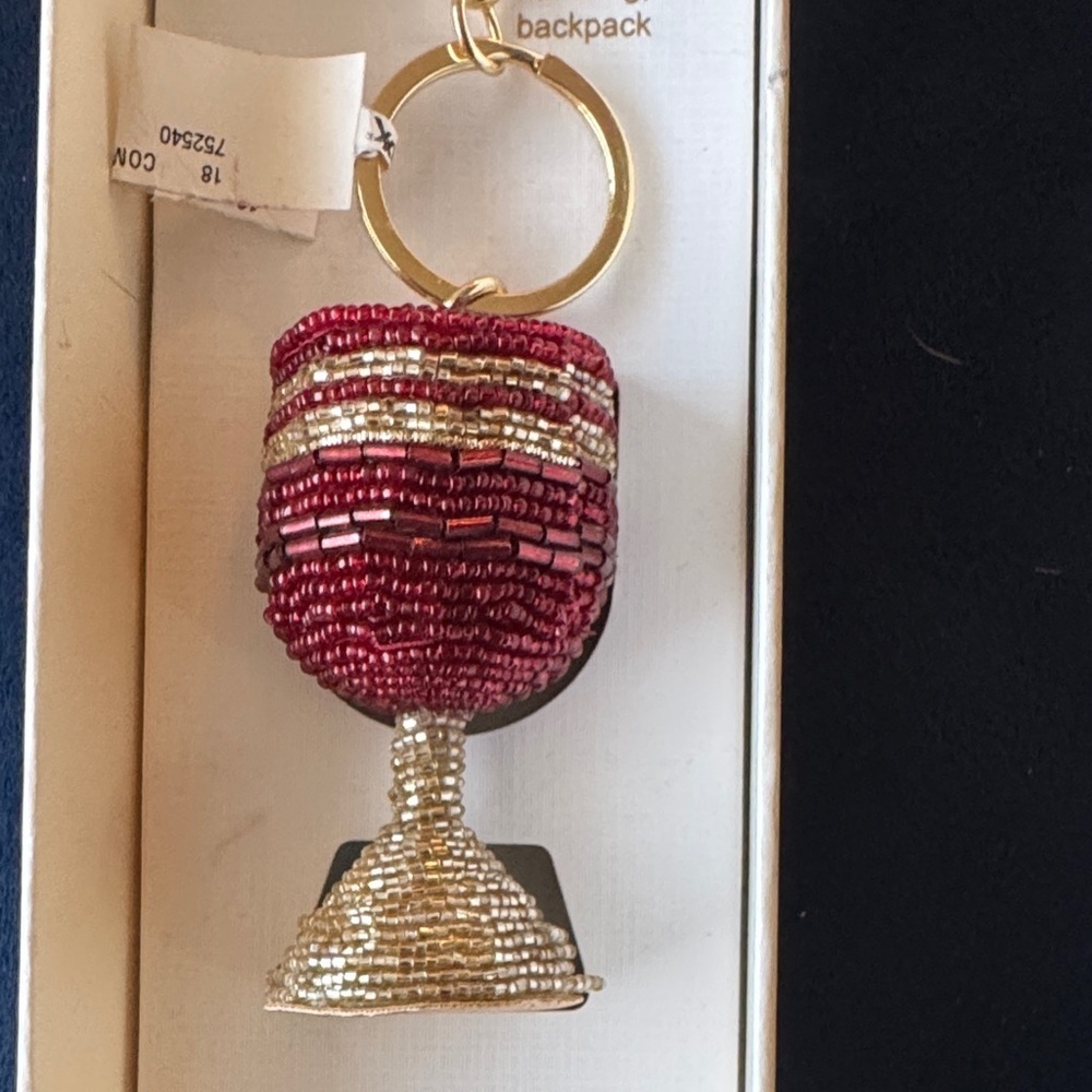 HH hautet hippie Beaded Bag Charm Key Chain lead safe nickel free - Picture 2 of 3